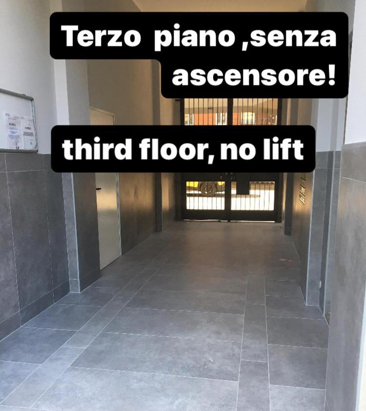 Studio Monte Ceneri Apartment Milan Luaran gambar
